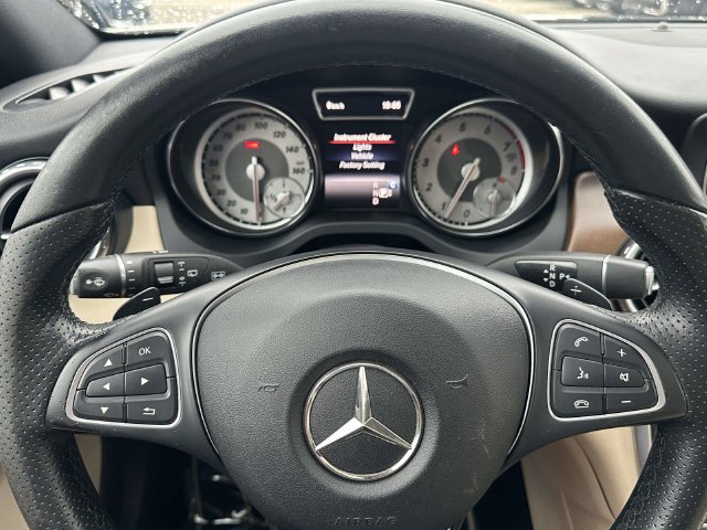 Used 2017 Mercedes-Benz GLA 250 4MATIC image 26