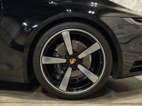 Used 2020 Porsche 911 Carrera RWD image 31