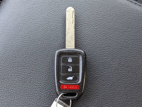 Used 2017 Honda CR-V LX image 28