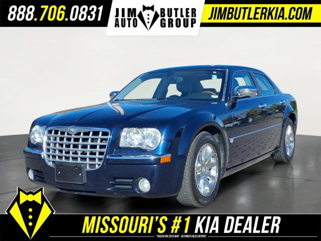 Used 2005 Chrysler 300 C w/ Navigation & Sound Group II RWD image 1