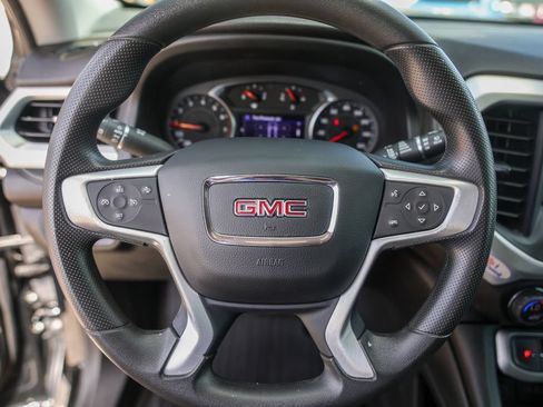 Used 2022 GMC Acadia SLE w/ Driver Convenience Package FWD image 15