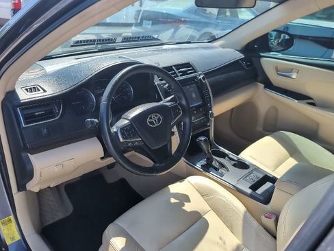 Used 2016 Toyota Camry XLE image 8
