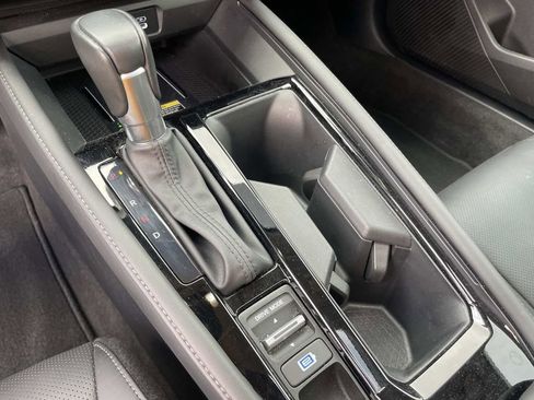 Used 2024 Honda Accord Touring image 21