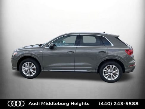 Used 2025 Audi Q3 2.0T Premium w/ Convenience Package image 7