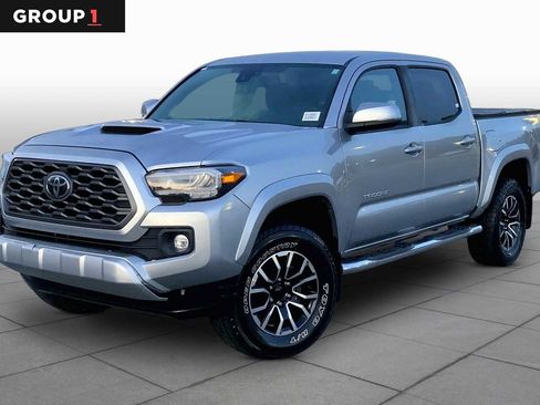 Used 2022 Toyota Tacoma TRD Sport w/ Technology Package AWD/4WD image 1