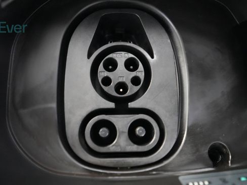 Used 2023 Volkswagen ID.4 Pro RWD image 10