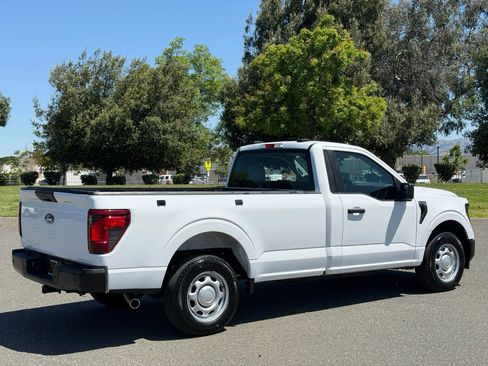 Used 2024 Ford F150 XL RWD image 5