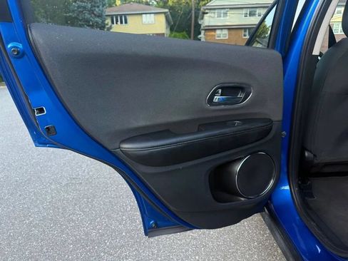 Used 2021 Honda HR-V EX image 22