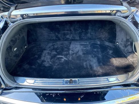 Used 2011 Bentley Mulsanne RWD image 28
