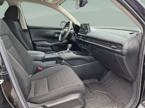 Certified 2023 Honda HR-V LX image 20