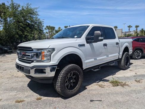 Used 2019 Ford F150 XLT w/ Trailer Tow Package image 7
