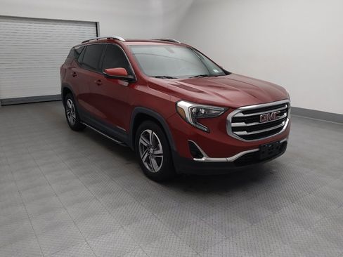 Used 2019 GMC Terrain SLT w/ LPO, 'HIT The Road' Package FWD image 13
