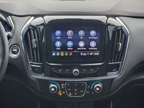 Certified 2023 Chevrolet Traverse RS image 3