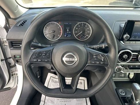 Used 2024 Nissan Sentra S image 16
