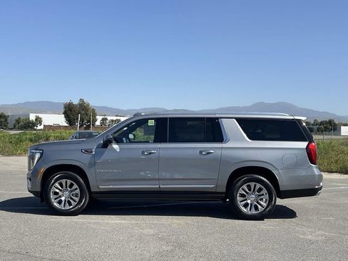 New 2026 GMC Yukon XL Denali w/ Sun & Power Step Package image 7