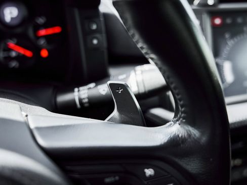 Used 2021 Nissan GT-R Premium image 57