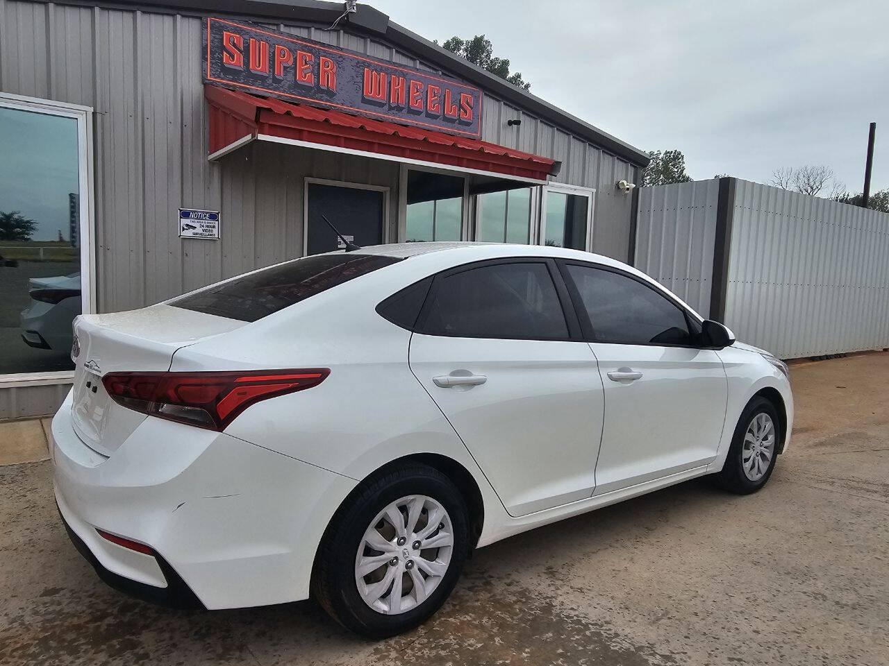 Used 2019 Hyundai Accent SE FWD image 7