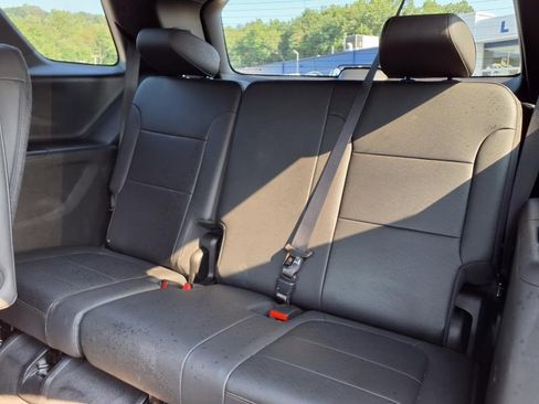 Used 2023 Chevrolet Traverse High Country w/ LPO, Floor Liner Package image 11