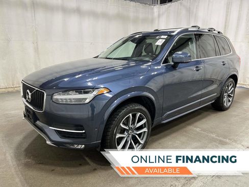 Used 2018 Volvo XC90 T5 Momentum w/ Convenience Package AWD/4WD image 1