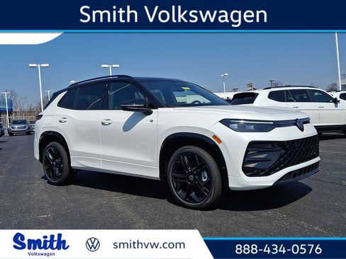 New 2026 Volkswagen Tiguan SE R-Line AWD/4WD image 1