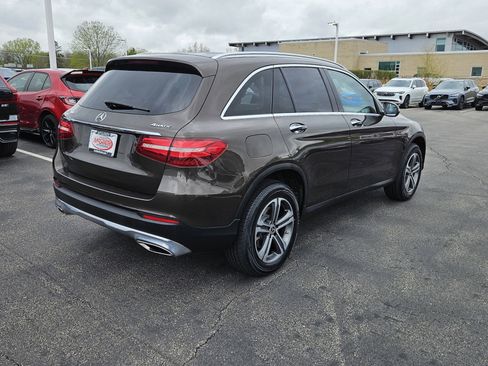 Used 2018 Mercedes-Benz GLC 300 4MATIC image 4