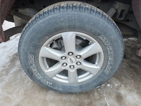 Used 2019 Ford F150 Lariat image 9