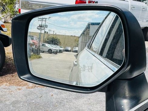 Used 2017 Subaru Legacy 2.5i Sport image 16