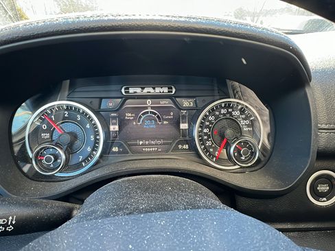 Used 2022 RAM 1500 Laramie image 29