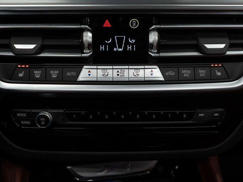 Used 2025 BMW X4 xDrive30i w/ Premium Package image 20