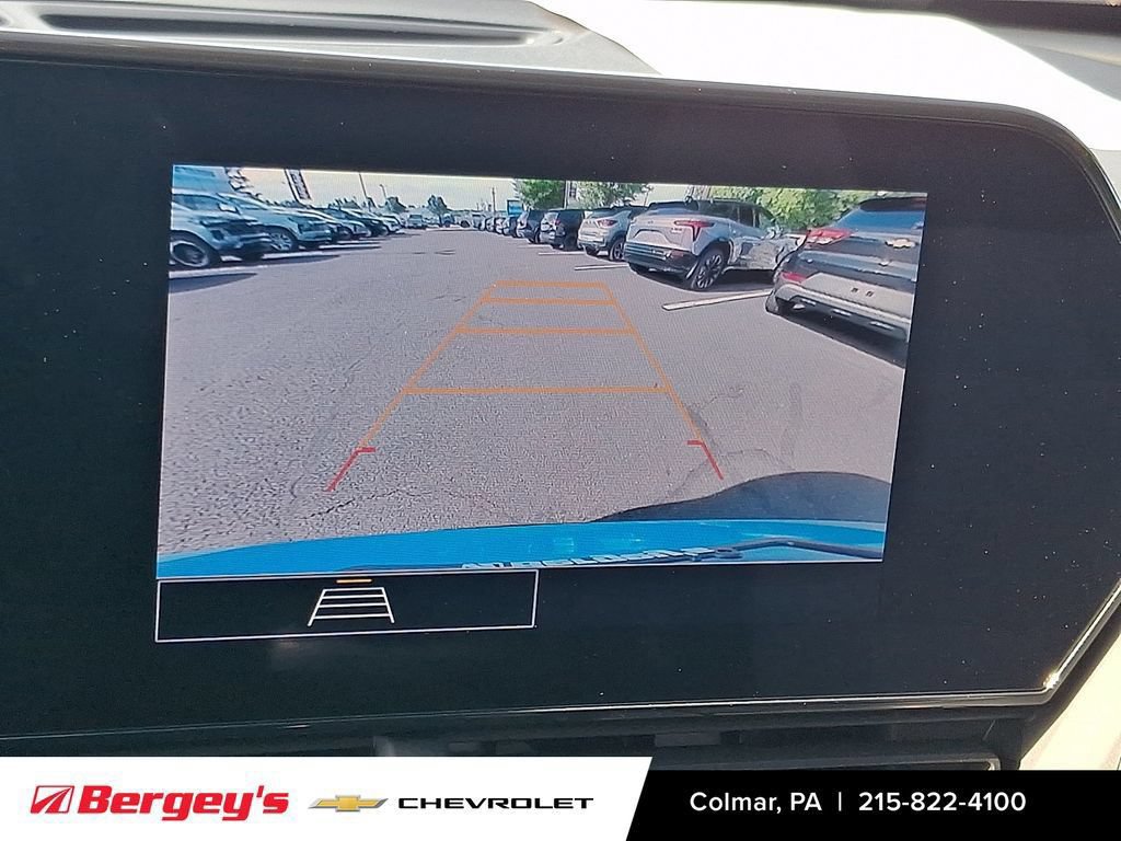 Certified 2024 Chevrolet Trax RS w/ Sunroof Package FWD image 21