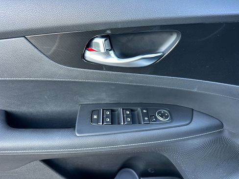 Used 2023 Kia Forte GT-Line w/ GT-Line Technology Package image 10