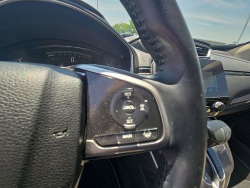 Used 2018 Honda CR-V Touring image 19