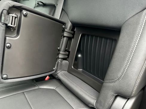 Used 2023 GMC Sierra 3500 SLT image 23