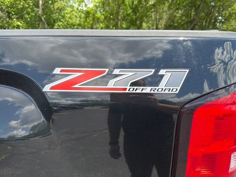 Used 2016 GMC Sierra 2500 Denali w/ Duramax Plus Package AWD/4WD image 12