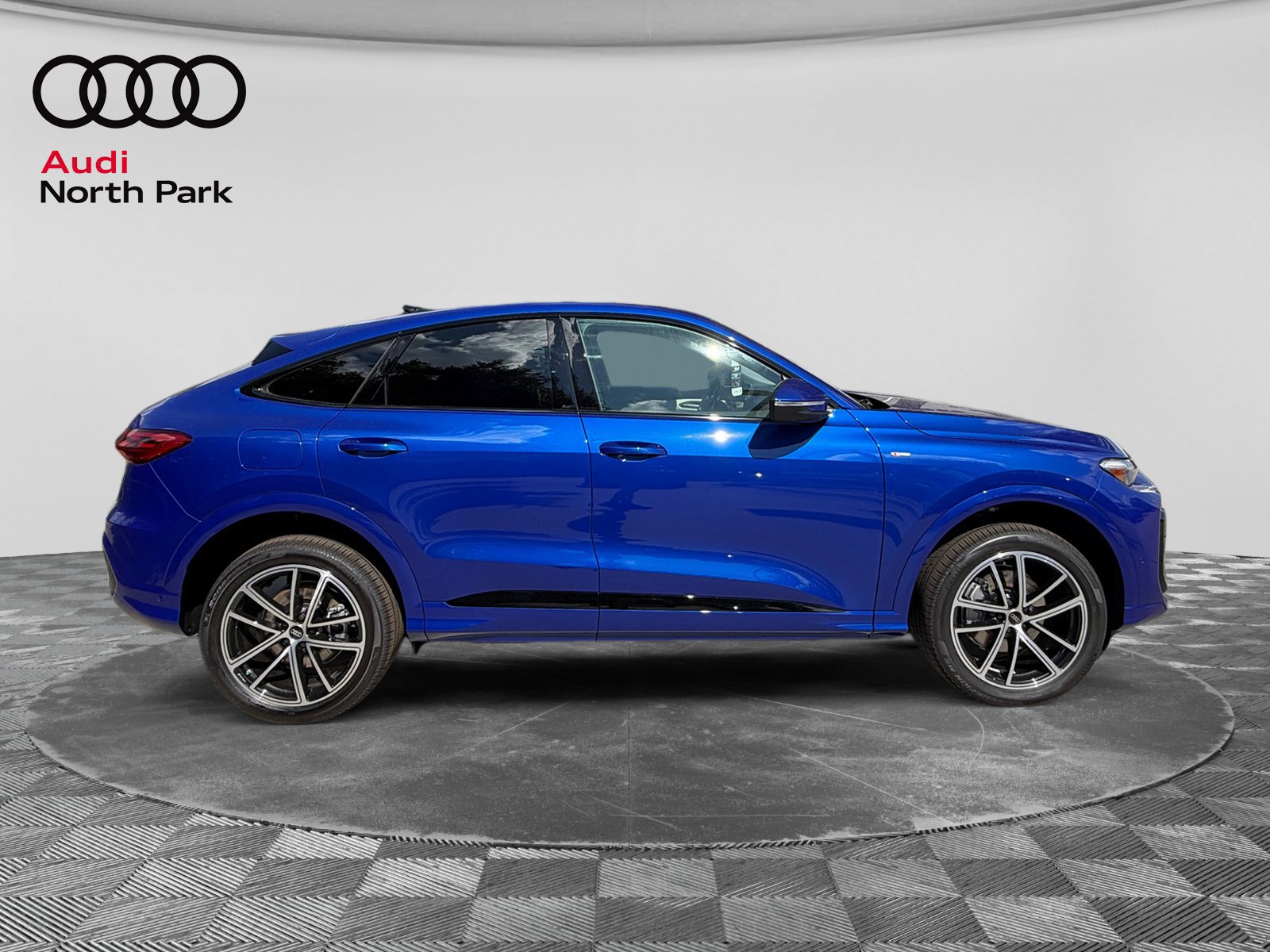 New 2026 Audi Q5 Premium Plus AWD/4WD image 6