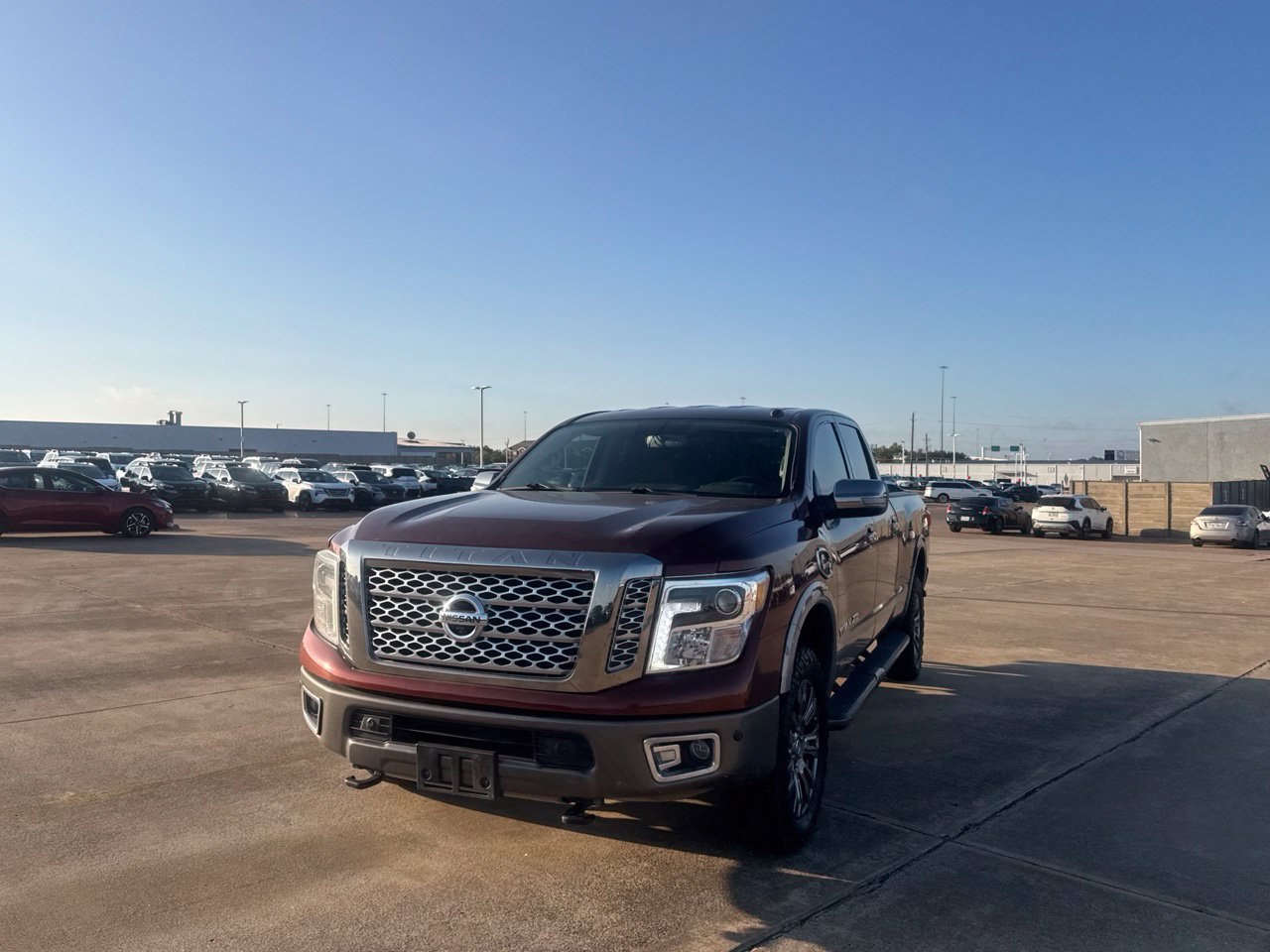 Used 2019 Nissan Titan Platinum Reserve w/ Platinum Utility Package AWD/4WD image 9