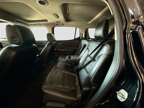 Used 2017 GMC Acadia Denali w/ Technology Package image 27