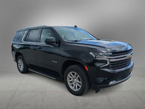 Used 2023 Chevrolet Tahoe LT image 2