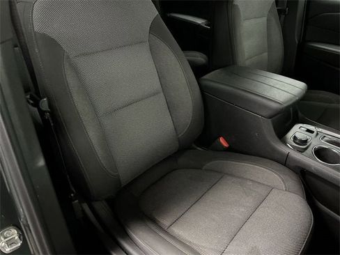 Certified 2023 Chevrolet Traverse LT image 27