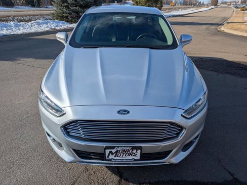Used 2015 Ford Fusion SE w/ Equipment Group 202A image 4