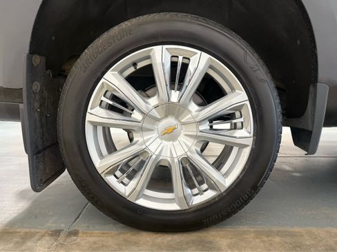 Used 2024 Chevrolet Silverado 1500 High Country AWD/4WD image 10