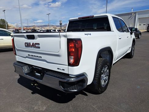 Used 2023 GMC Sierra 1500 SLE image 4