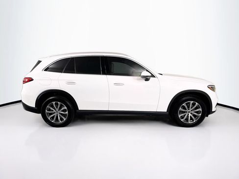 Certified 2026 Mercedes-Benz GLC 300 image 4