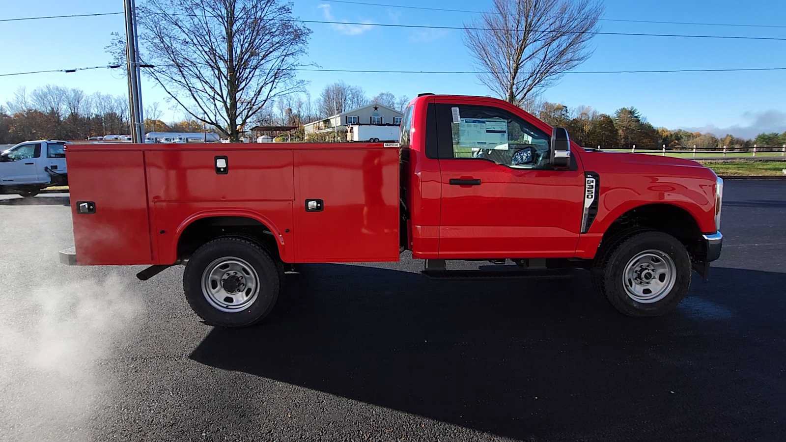 New 2025 Ford F350 XL w/ XL Chrome Package AWD/4WD image 9