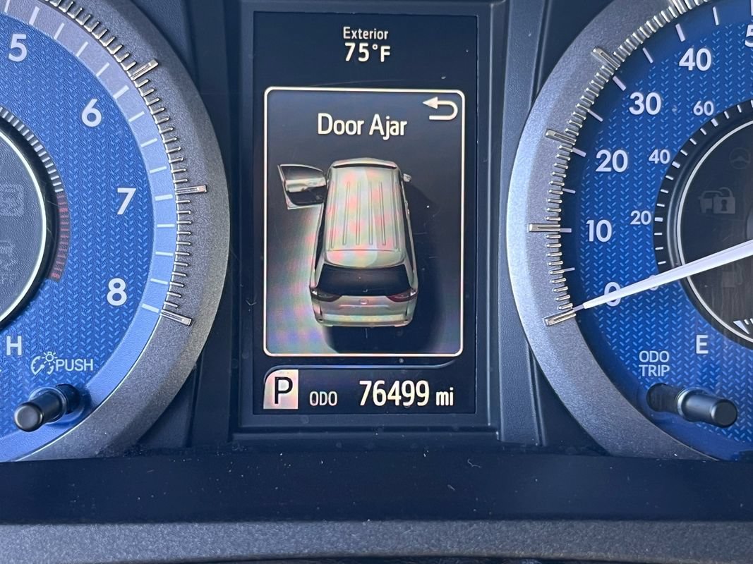 Used 2019 Toyota Sienna LE FWD image 17