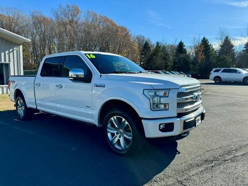 Used 2016 Ford F150 Platinum w/ Equipment Group 701A Luxury AWD/4WD image 5