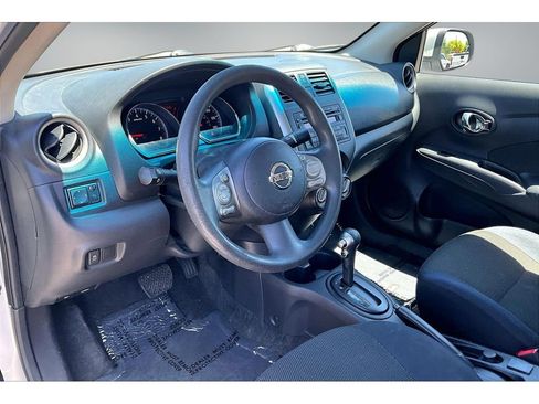 Used 2012 Nissan Versa FWD image 14