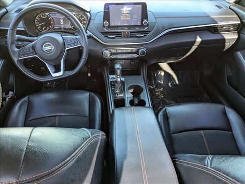 Used 2021 Nissan Altima 2.5 SR w/ SR Premium Package image 18