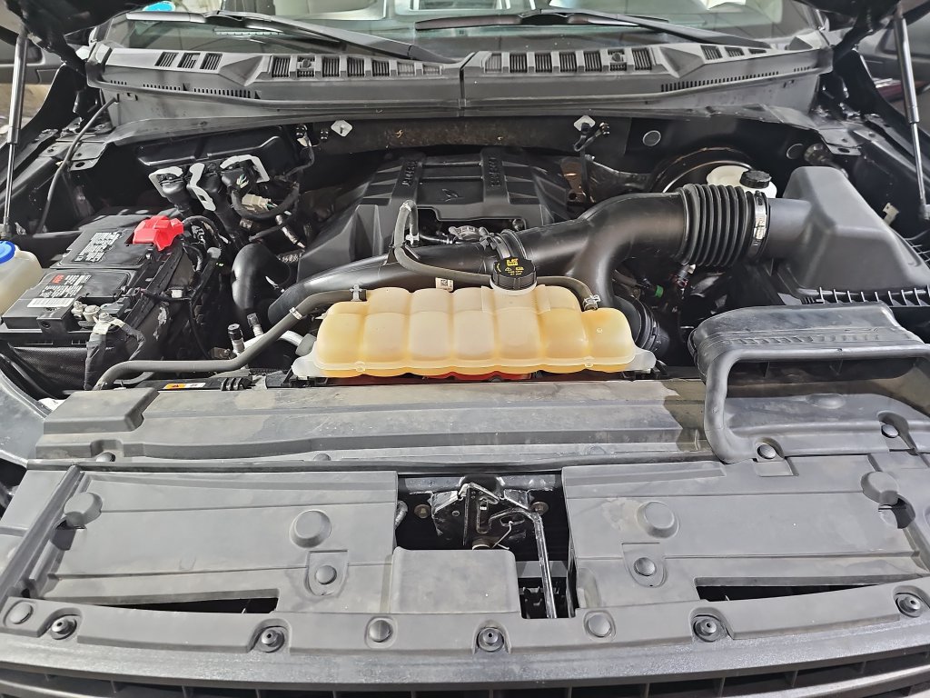 Used 2018 Ford F150 XL w/ Equipment Group 101A Mid RWD image 32