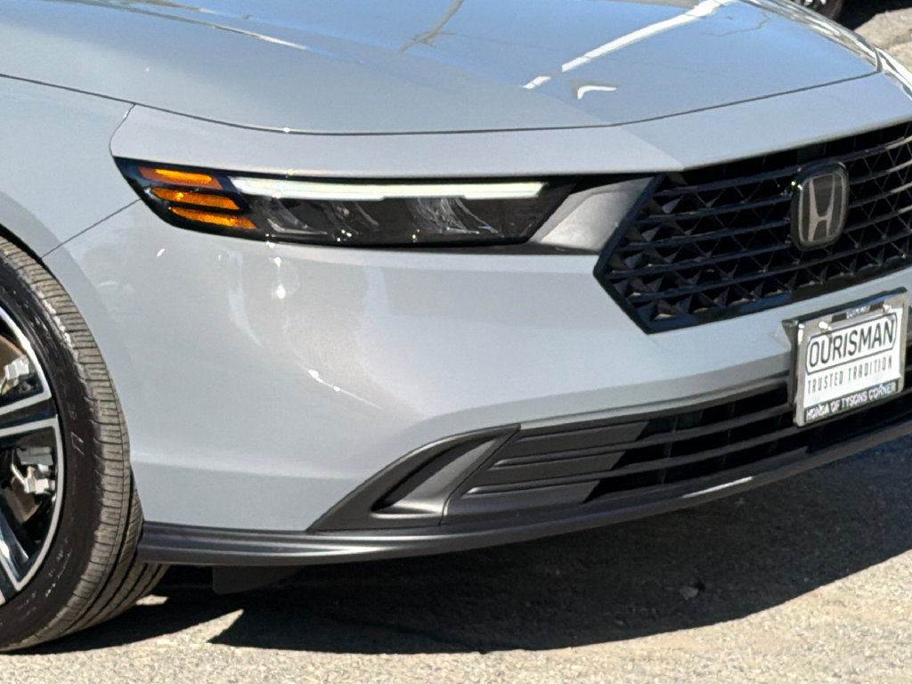 Used 2025 Honda Accord Sport image 5